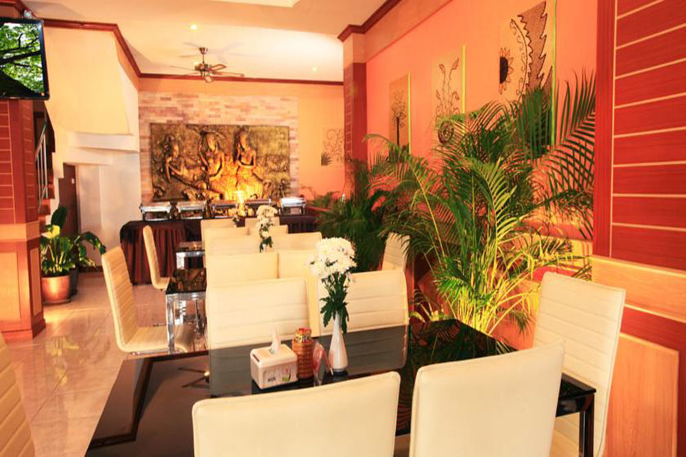Forest Patong Hotel Exterior photo